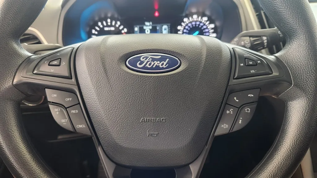 2020 Ford Edge SE photo 10