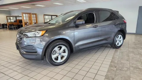 Another view of 2020 Ford Edge SE for sale in Kansas City, MO at Jay Wolfe Auto Outlet