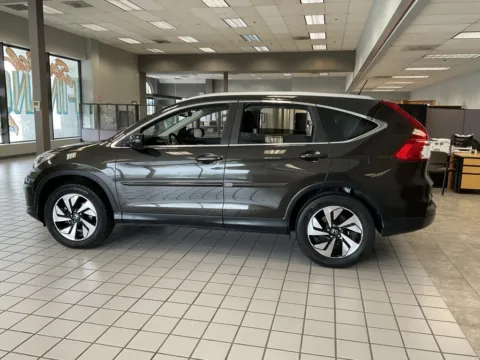 More photos of 2015 Honda CR-V Touring at Jay Wolfe Auto Outlet, MO
