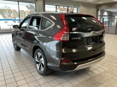 More photos of 2015 Honda CR-V Touring at Jay Wolfe Auto Outlet, MO