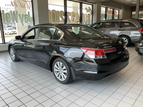 More photos of 2012 Honda Accord EX at Jay Wolfe Auto Outlet, MO