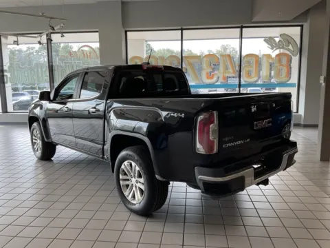 More photos of 2018 GMC Canyon SLT at Jay Wolfe Auto Outlet, MO