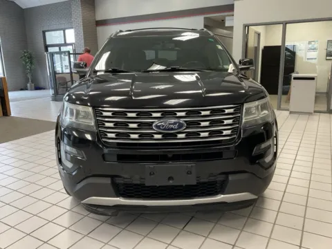 Photos of 2016 Ford Explorer Limited for sale in Kansas City, MO at Jay Wolfe Auto Outlet