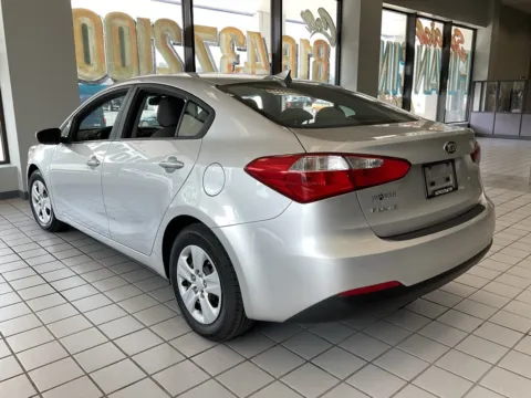 More photos of 2014 Kia Forte LX at Jay Wolfe Auto Outlet, MO