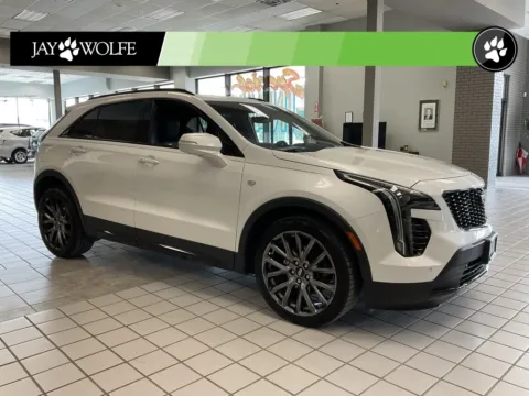White 2020 Cadillac XT4 Sport for sale in Kansas City, MO
