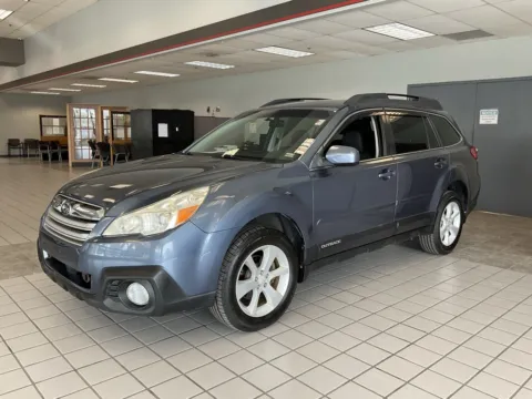 Another view of 2013 Subaru Outback 2.5i Premium for sale in Kansas City, MO at Jay Wolfe Auto Outlet