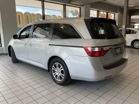 More photos of 2012 Honda Odyssey EX-L at Jay Wolfe Auto Outlet, MO