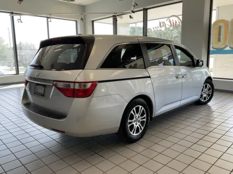 More photos of 2012 Honda Odyssey EX-L at Jay Wolfe Auto Outlet, MO