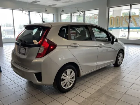 More photos of 2015 Honda Fit LX at Jay Wolfe Auto Outlet, MO