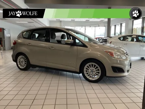 Silver 2015 Ford C-Max Hybrid SE for sale in Kansas City, MO
