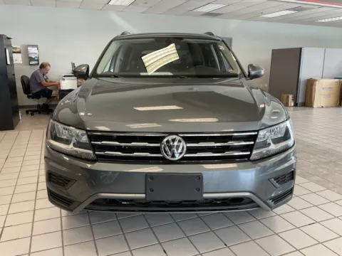 Photos of 2020 Volkswagen Tiguan 2.0T SE for sale in Kansas City, MO at Jay Wolfe Auto Outlet