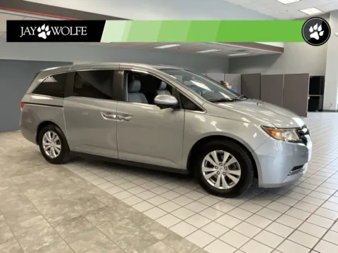 Red 2016 Honda Odyssey EX-L for sale in Kansas City, MO