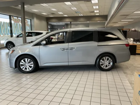 More photos of 2016 Honda Odyssey EX-L at Jay Wolfe Auto Outlet, MO