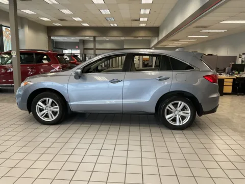 More photos of 2015 Acura RDX Technology Package at Jay Wolfe Auto Outlet, MO