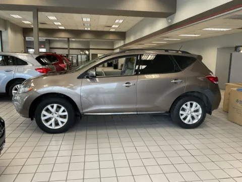 Another view of 2011 Nissan Murano SL for sale in Kansas City, MO at Jay Wolfe Auto Outlet