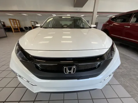 Photos of 2019 Honda Civic EX-L for sale in Kansas City, MO at Jay Wolfe Auto Outlet