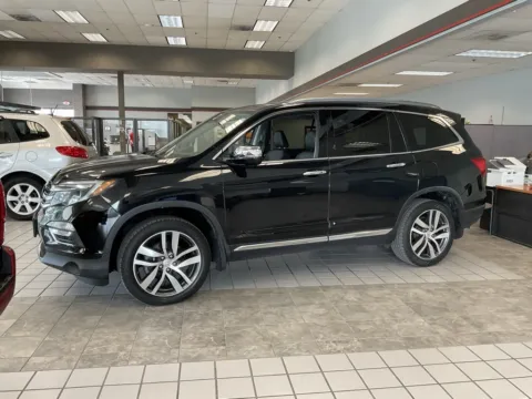 Another view of 2017 Honda Pilot Touring for sale in Kansas City, MO at Jay Wolfe Auto Outlet