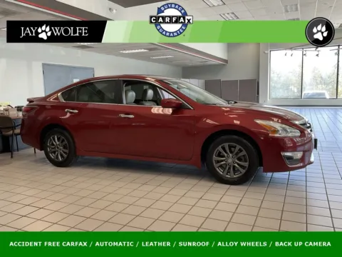 Red 2015 Nissan Altima 2.5 S for sale in Kansas City, MO