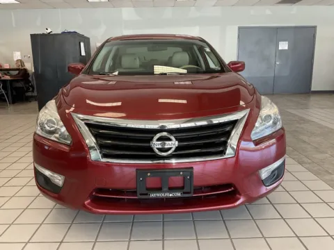 Photos of 2015 Nissan Altima 2.5 S for sale in Kansas City, MO at Jay Wolfe Auto Outlet