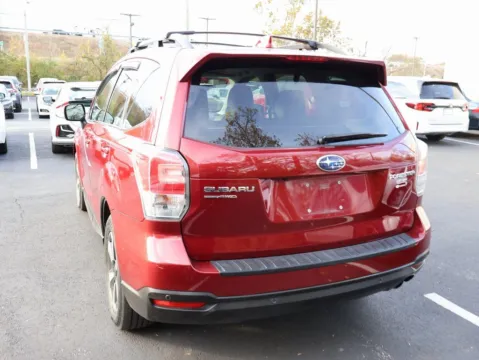 More photos of 2018 Subaru Forester Limited at Jay Wolfe Honda, MO