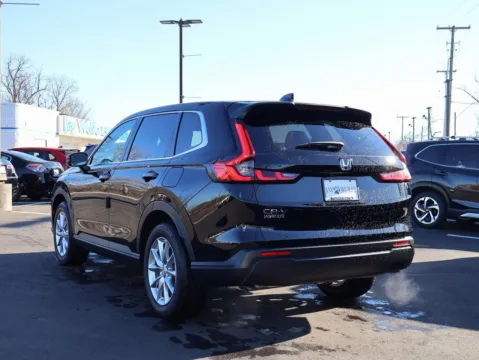 More photos of 2026 Honda CR-V EX at Jay Wolfe Honda, MO
