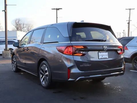 More photos of 2026 Honda Odyssey EX-L at Jay Wolfe Honda, MO