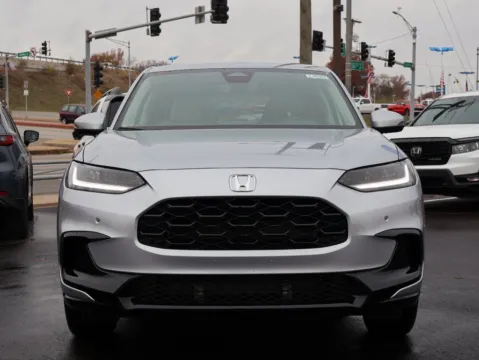 Photos of 2026 Honda HR-V EX-L for sale in Kansas City, MO at Jay Wolfe Honda