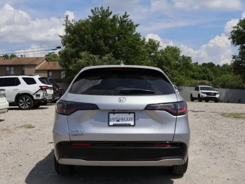 More photos of 2026 Honda HR-V EX-L at Jay Wolfe Honda, MO