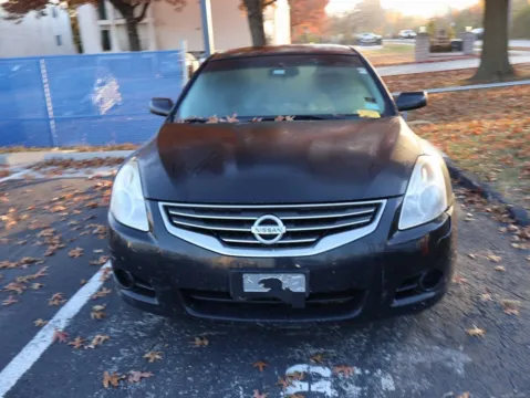 Photos of 2012 Nissan Altima 2.5 S for sale in Kansas City, MO at Jay Wolfe Honda