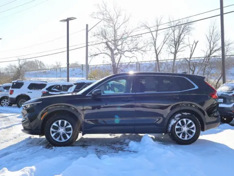 More photos of 2025 Honda CR-V LX at Jay Wolfe Honda, MO