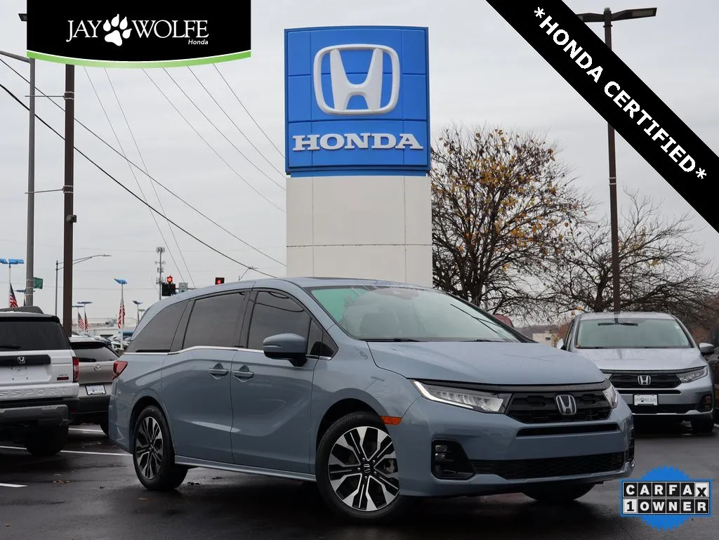 2025 Honda Odyssey Elite's photo