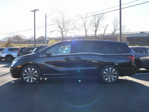 More photos of 2026 Honda Odyssey Elite at Jay Wolfe Honda, MO