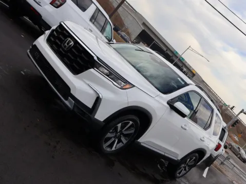 Another view of 2025 Honda Pilot Touring for sale in Kansas City, MO at Jay Wolfe Honda