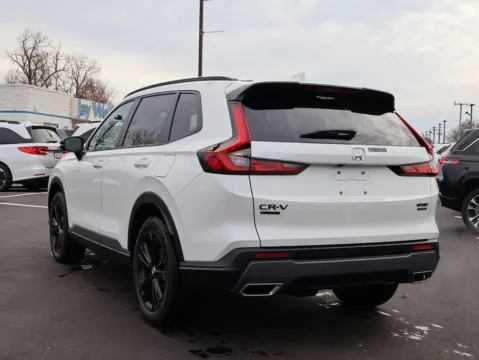 More photos of 2026 Honda CR-V Hybrid Sport Touring at Jay Wolfe Honda, MO