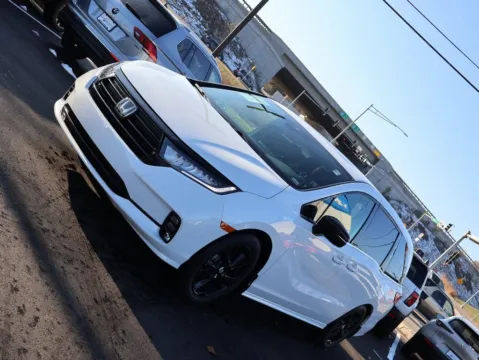 Another view of 2023 Honda Odyssey Sport for sale in Kansas City, MO at Jay Wolfe Honda