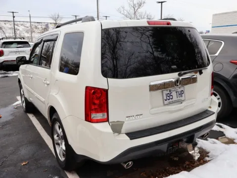 More photos of 2012 Honda Pilot EX-L at Jay Wolfe Honda, MO