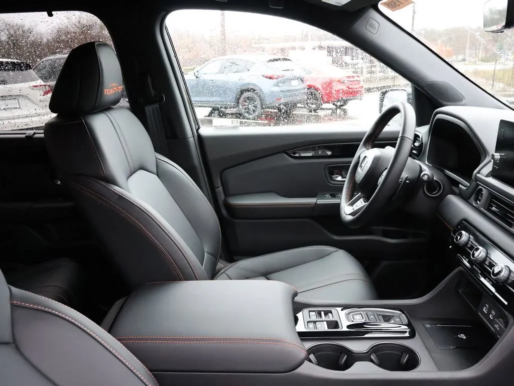 2025 Honda Pilot TrailSport - Photo 8
