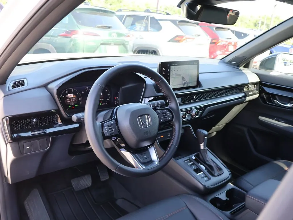 2026 Honda CR-V Sport Touring - Photo 17
