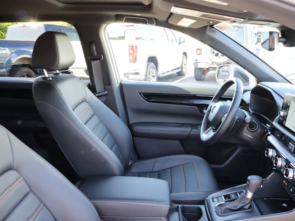 2026 Honda CR-V Sport Touring - Photo 8