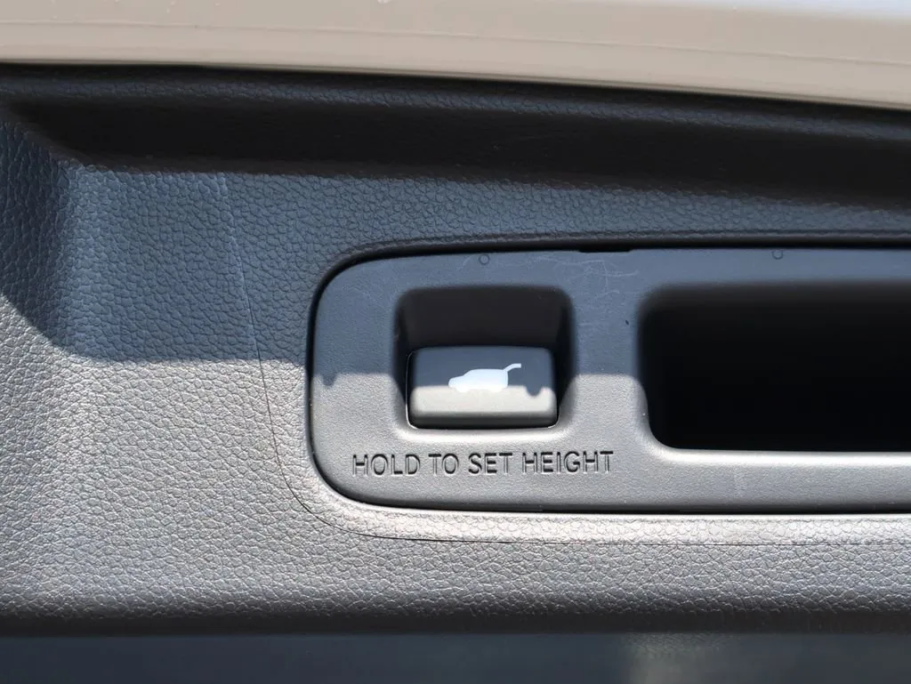 2026 Honda CR-V Sport Touring - Photo 16