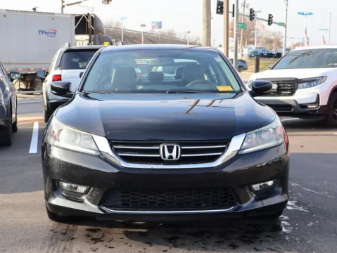 Photos of 2015 Honda Accord Sedan Sport for sale in Kansas City, MO at Jay Wolfe Honda