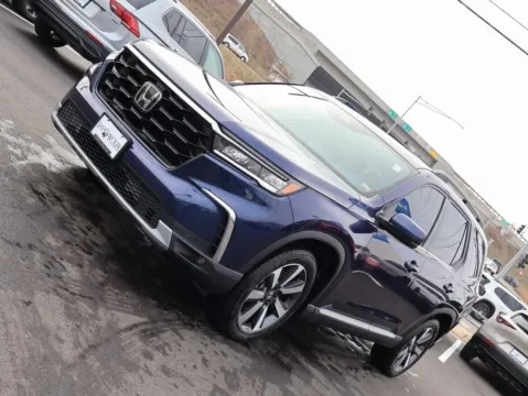 Another view of 2025 Honda Pilot Touring for sale in Kansas City, MO at Jay Wolfe Honda