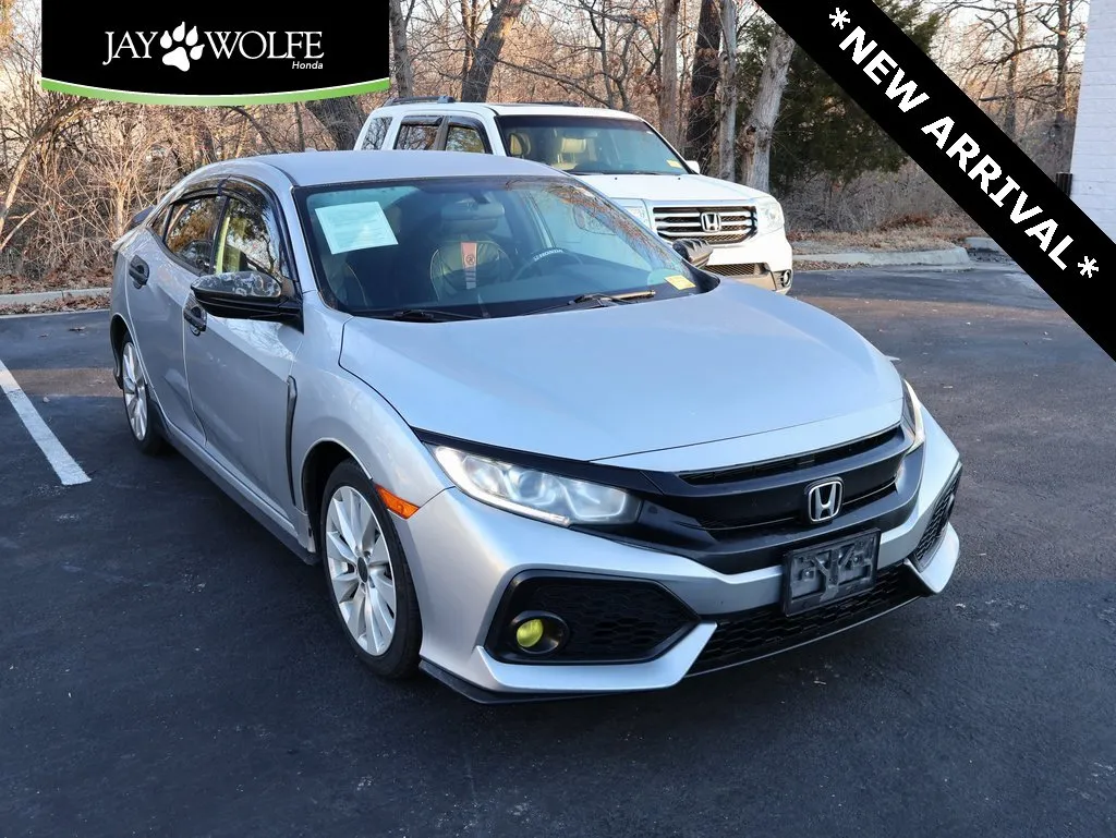 Silver 2017 Honda Civic Hatchback Sport for sale in Kansas City, MO
