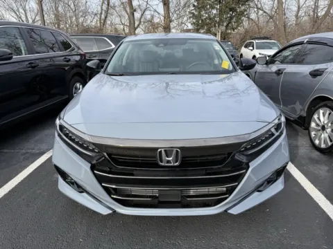 Photos of 2022 Honda Accord Sedan Sport SE for sale in Kansas City, MO at Jay Wolfe Honda