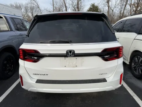 More photos of 2025 Honda Odyssey EX-L at Jay Wolfe Honda, MO