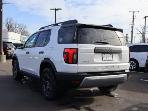 More photos of 2026 Honda Passport RTL at Jay Wolfe Honda, MO