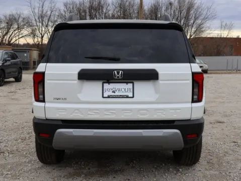 More photos of 2026 Honda Passport RTL at Jay Wolfe Honda, MO