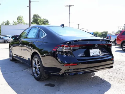 More photos of 2025 Honda Accord Hybrid EX-L at Jay Wolfe Honda, MO