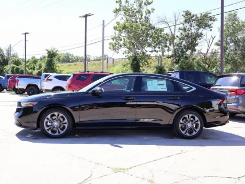 More photos of 2025 Honda Accord Hybrid EX-L at Jay Wolfe Honda, MO