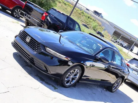 Another view of 2025 Honda Accord Hybrid EX-L for sale in Kansas City, MO at Jay Wolfe Honda